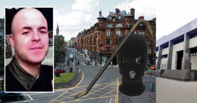 Bogus cop armed with crow bar tied up two men and demanded cash and drugs in Glasgow house raid - www.dailyrecord.co.uk