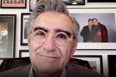 Eugene Levy Wins Lifetime Achievement Award, Gets Roasted By Dan Levy And Steve Martin - etcanada.com - county Martin - county Levy