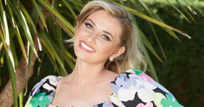 Love Island's Amy Hart shows off new teeth after being bullied over her looks - www.ok.co.uk - county Hart - county Worth