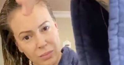 Watch Alyssa Milano Reveal The Hair Loss She's Had Since Her COVID-19 Diagnosis - www.msn.com