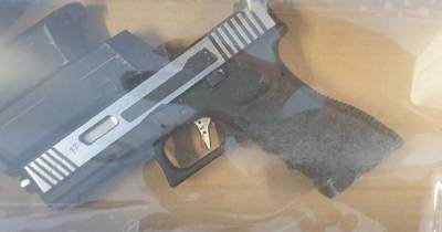 Police seize imitation handgun in raid after male spotted with weapon in Hyde - www.manchestereveningnews.co.uk - county Hyde