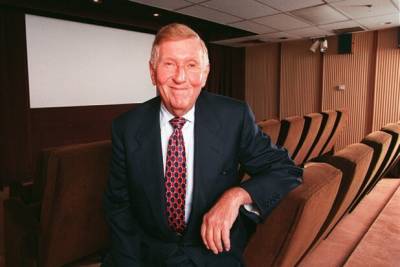 Sumner Redstone, Hollywood Mogul Who Led Viacom and CBS, Dies at 97 - thewrap.com - county Early