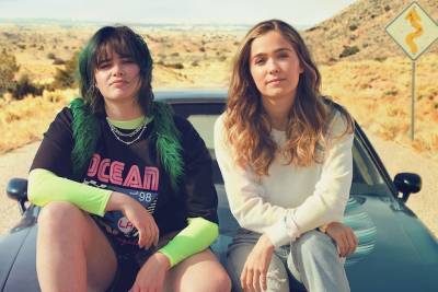 Haley Lu Richardson in ‘Unpregnant’ Trailer Gives a Buddy Comedy Spin on Teen Abortion Drama (Video) - thewrap.com - county Richardson