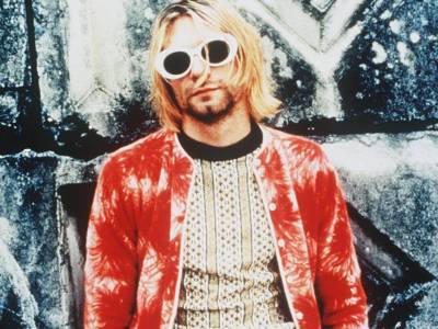Kurt Cobain's signed insurance form for home he died in hits auction - canoe.com