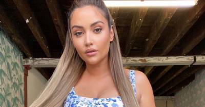 Jacqueline Jossa wows in crop top and figure hugging leggings after opening up on body confidence - www.ok.co.uk