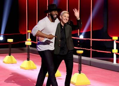 Ellen DeGeneres’ DJ pal Stephen ‘tWitch’ Boss speaks out to defend star - evoke.ie - USA
