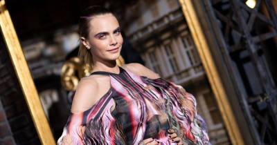 Cara Delevingne and Kaia Gerber get matching 'solemate' tattoos - www.msn.com