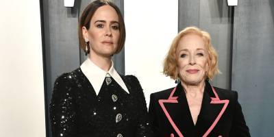 Holland Taylor Reveals How She & Girlfriend Sarah Paulson Are Handling Quarantine - www.justjared.com - Taylor - city Holland, county Taylor