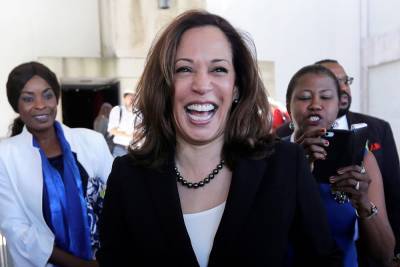 Kamala Harris’ First Vice President Fundraising Event Being Co-Chaired By Reese Witherspoon, Mindy Kaling, Shonda Rhimes And More - etcanada.com - California