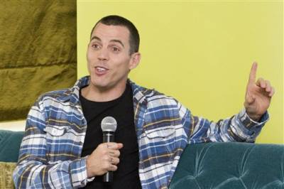 ‘Jackass’ Star Steve-O Tapes Himself To Hollywood Billboard To Promote New Comedy Special, ‘Gnarly’ - deadline.com
