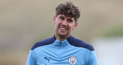 Manchester United great Rio Ferdinand tells John Stones what to do over Man City future - www.manchestereveningnews.co.uk - Britain - Manchester