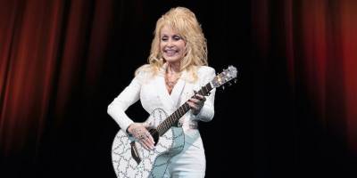 Dolly Parton Keeps It Simple: “Our Little White Asses” Aren’t the Only Ones Who Matter - www.wmagazine.com - city Santa Claus