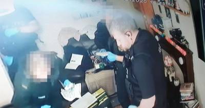 A police officer was filmed stealing cash from a vulnerable widower he was called to help - he's now been jailed - www.manchestereveningnews.co.uk