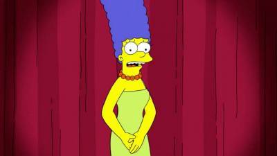Marge Simpson uses her voice to call out Trump adviser - abcnews.go.com - California