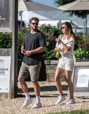 Liam Hemsworth Spotted Out With Gabriella Brooks After Miley Cyrus Opens Up About Their Past Love Life - etcanada.com - Australia - county Bay