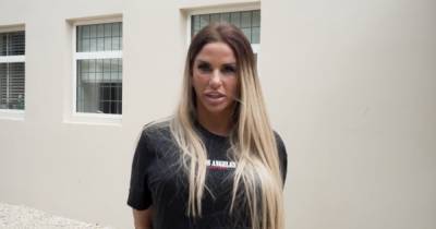 Katie Price says she’s in ‘so much pain’ as she recovers from operation on two broken feet - www.ok.co.uk