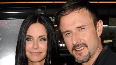 David Arquette Reacts to Courteney Cox Joining 'Scream 5' Cast with Him! - www.justjared.com