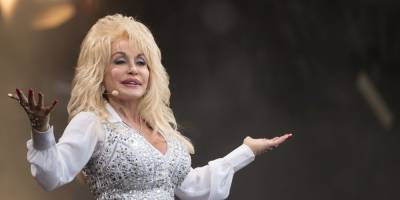 Dolly Parton Says 'Of Course Black Lives Matter' - www.elle.com