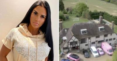 Katie Price's house: Inside the former glamour model's £2 million Sussex mansion - www.ok.co.uk