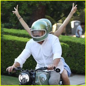 Ben Affleck Takes Girlfriend Ana de Armas on a Ride on His New BMW Motorcycle for His Birthday! - www.justjared.com