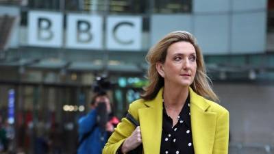 Victoria Derbyshire opens up about living with a violent father - www.breakingnews.ie