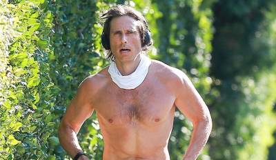 Gwyneth Paltrow's Hot Hubby Brad Falchuk Goes Shirtless During a Run in L.A. - www.justjared.com