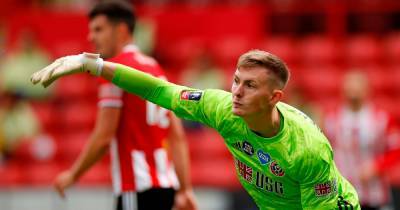 Manchester United continuing Dean Henderson talks amid doubts over Sergio Romero future - www.manchestereveningnews.co.uk - Manchester - Argentina - Chelsea