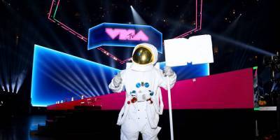 Everything There Is to Know About Watching the VMAs - www.cosmopolitan.com