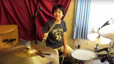 10-Year-Old Japanese Drumming Sensation Wows With Cover Of Rush’s ‘YYZ’ - etcanada.com - Japan