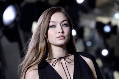 Pregnant Gigi Hadid Shares Glowing Selfie As Due Date Approaches - etcanada.com