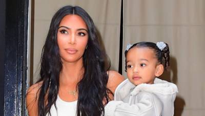 Kim Kardashian’s Daughter Chicago, 2, Pouts Her Lips Like Aunt Kylie In Cute New Pic - hollywoodlife.com - Chicago