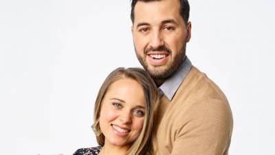 Jinger Duggar Reveals Her Devastating Miscarriage Hit Her ‘Hard’: ‘They Couldn’t Find A Heartbeat’ - hollywoodlife.com