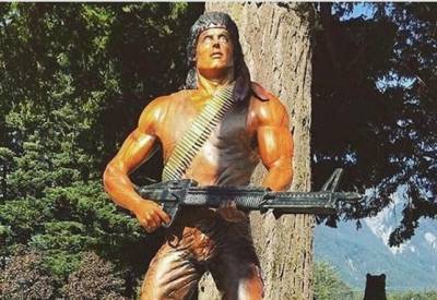 Sylvester Stallone ‘Very Proud’ Of Chainsaw-Carved Rambo Statue In B.C. Town Where ‘First Blood’ Filmed - etcanada.com