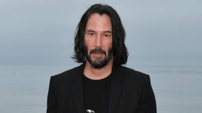 Keanu Reeves Praises Safety Protocols While Filming 'The Matrix 4' - www.justjared.com - Berlin