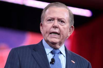 Lou Dobbs Reprimands Crew Member On-Air: ‘Don’t Do That’ (Video) - thewrap.com