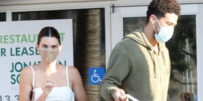 Kendall Jenner and Devin Booker Went Out to the Pet Store and Only Added to Dating Rumors - www.elle.com - California - Malibu