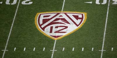 Pac-12 Football Players Opt Out Amid Coronavirus Concerns - www.justjared.com - state Oregon