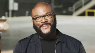 Tyler Perry on How His Mother Inspires His Charitable Spirit (Exclusive) - www.etonline.com - Atlanta
