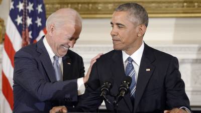 Footage of Barack Obama Surprising Joe Biden With Medal of Freedom Gives Twitter All the Feels - www.etonline.com