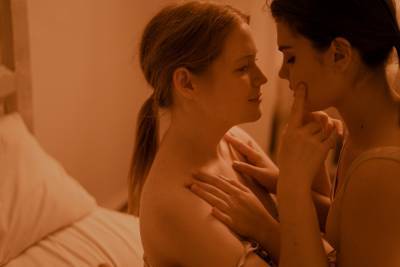 Directors UK Updates Intimacy Guidelines For COVID Era, Suggests Re-Writing Sex Scenes & Using Real-Life Partners As Body Doubles - deadline.com - Britain
