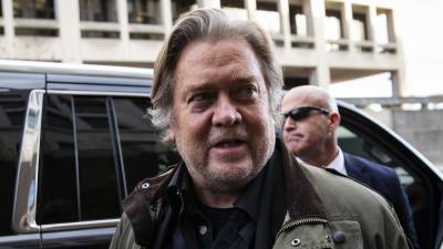 Ex-Trump Adviser Steve Bannon Arrested and Charged With Fraud in Mexico Wall Fundraising Scheme - variety.com - Mexico