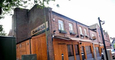 Two bars that flouted Covid-19 rules forced to close after council finds 'large groups singing and dancing together' - www.manchestereveningnews.co.uk