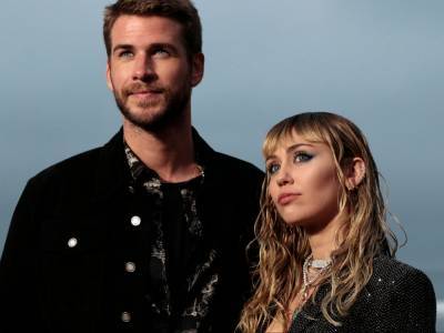 Miley Cyrus wrote break-up song 'Slide Away' months before Liam Hemsworth split - canoe.com