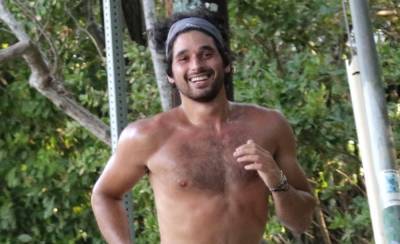 DWTS' Alan Bersten Bares His Ripped Abs During a Shirtless Run! - www.justjared.com - Los Angeles