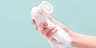 Upgrade Your Skincare Routine With This Spin Brush - It's Under $40! - www.justjared.com