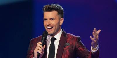 The Masked Singer host Joel Dommett promises Mo Gilligan will be "an amazing addition" to show - www.digitalspy.com