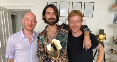 Biffy Clyro celebrate third Number 1 on Official Albums Chart: “Thank you for listening” - www.officialcharts.com - Britain - Scotland