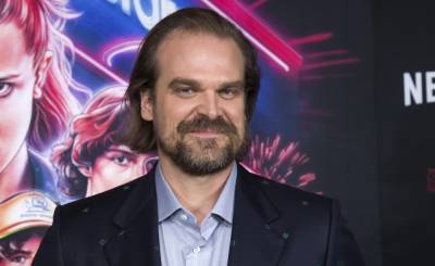 ‘Stranger Things’ & ‘Black Widow’ Actor David Harbour Signs With WME - deadline.com