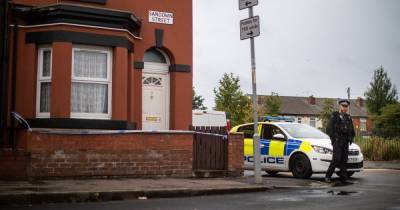 House sealed off with residents reporting 'a lot of police' after incident in Gorton - www.manchestereveningnews.co.uk - Manchester