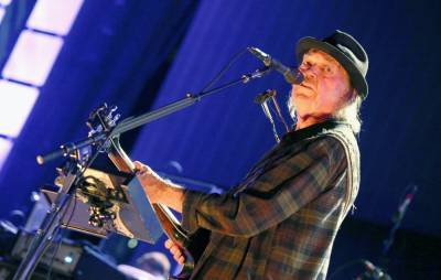 Neil Young almost made a cameo in ‘Almost Famous’ - www.nme.com - county Cleveland
